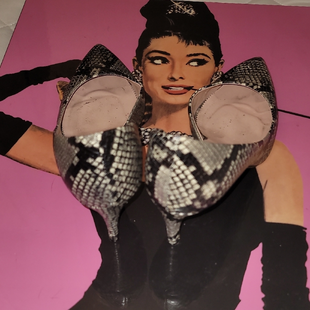 J. Crew Black and Gray Heels - Picture 3 of 10